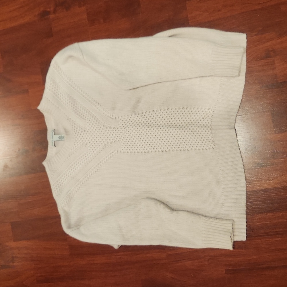 Pale pink cashmere wool sweater
